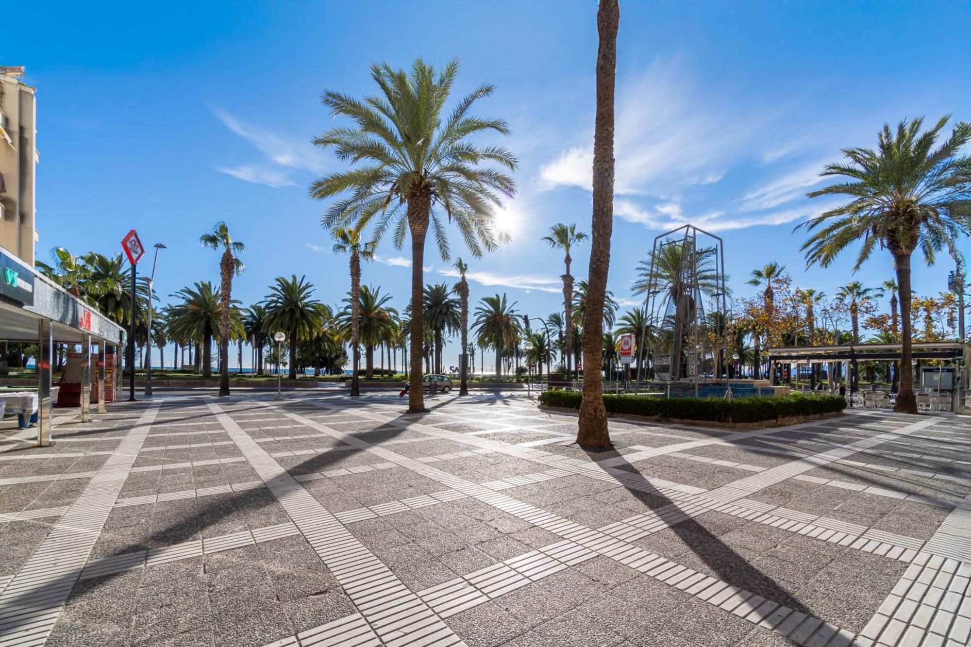 Novelty-primera Linea Mar Apartment