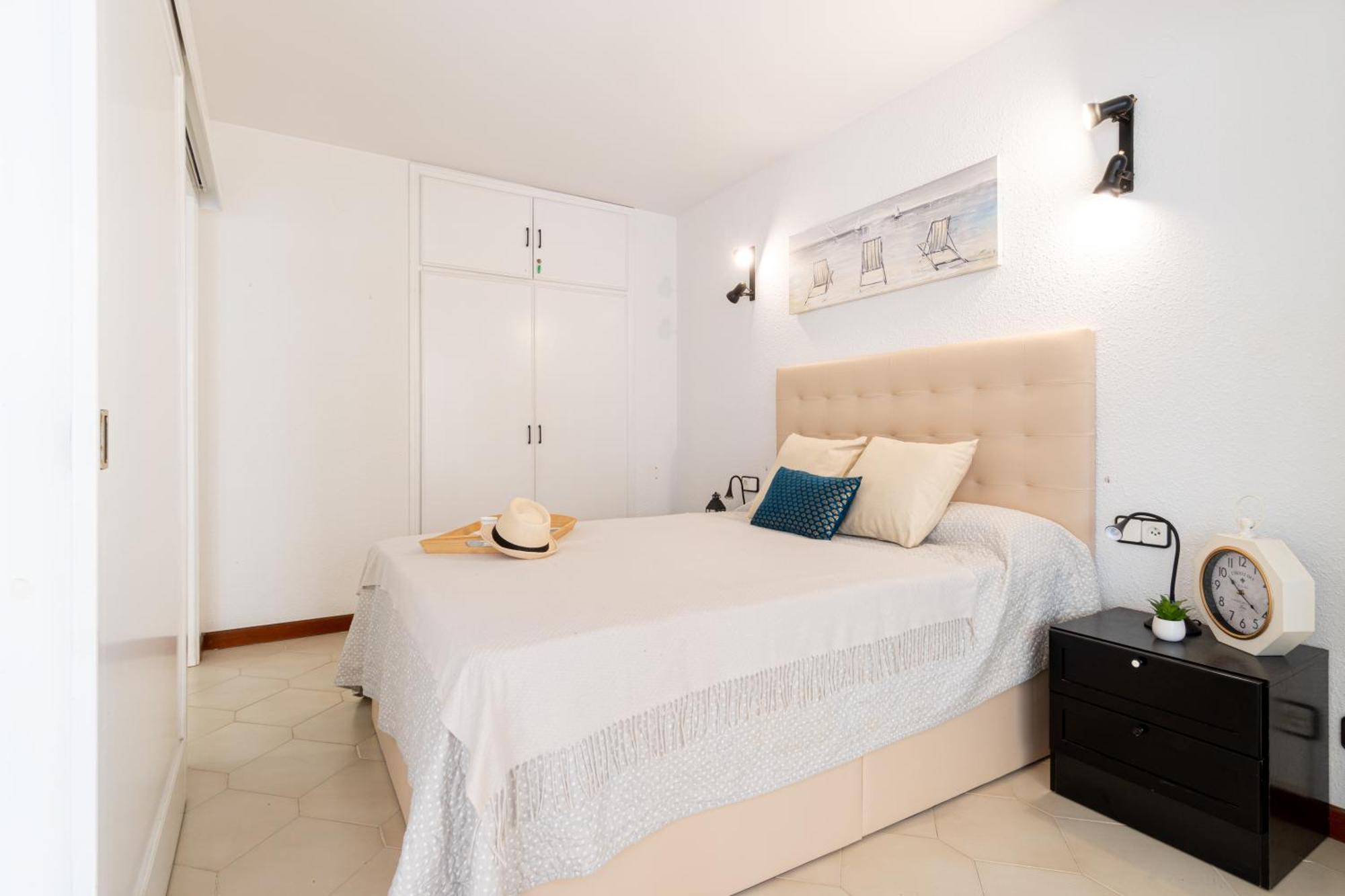 Novelty-primera Linea Mar Apartment